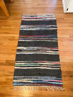 PENDING rag style rug