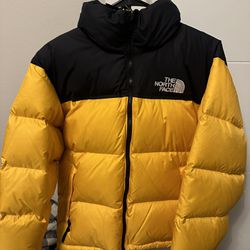 North Face Yellow & Black 1996 Retro Nuptse Down Jacket size small