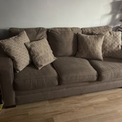 Bob’s Furniture Gray 3-seater Couch