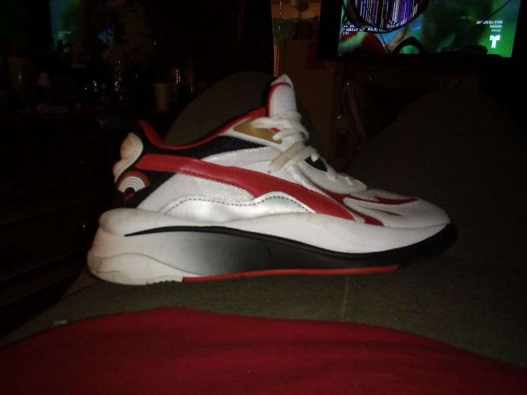 Puma Sneakers