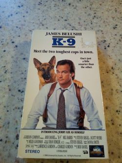 Vintage vhs video tape/ k-9/ James bellushi/ meet the two toughest cops in town