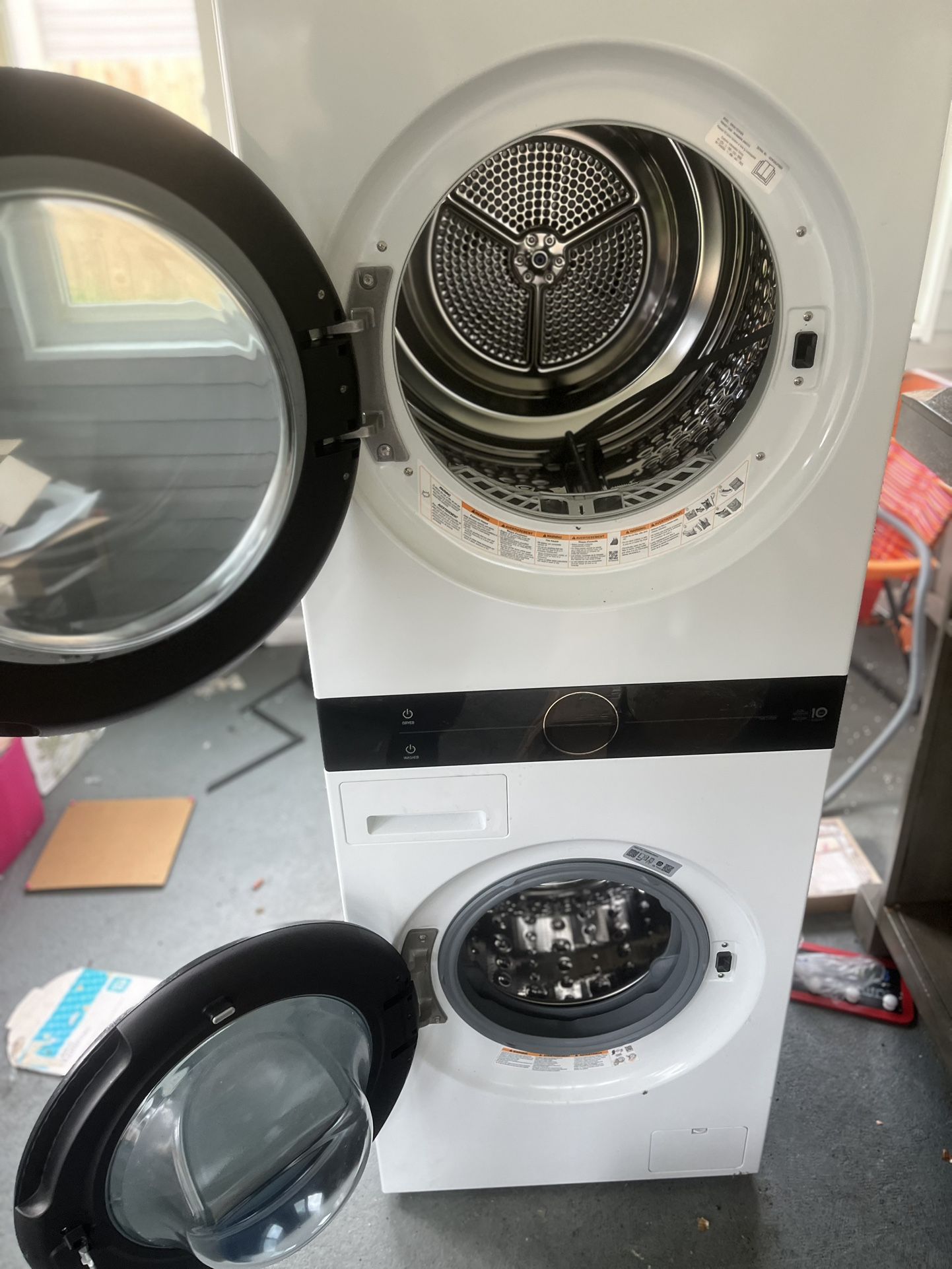 Washer dryer tower