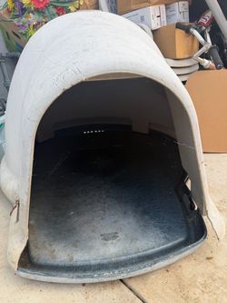 Free Dog house
