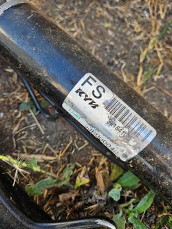 2004-2006 GTO Kyb rack n pinion