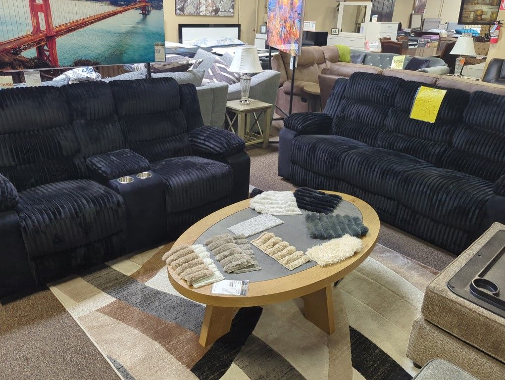 RECLINING SOFA AND LOVESEAT SET