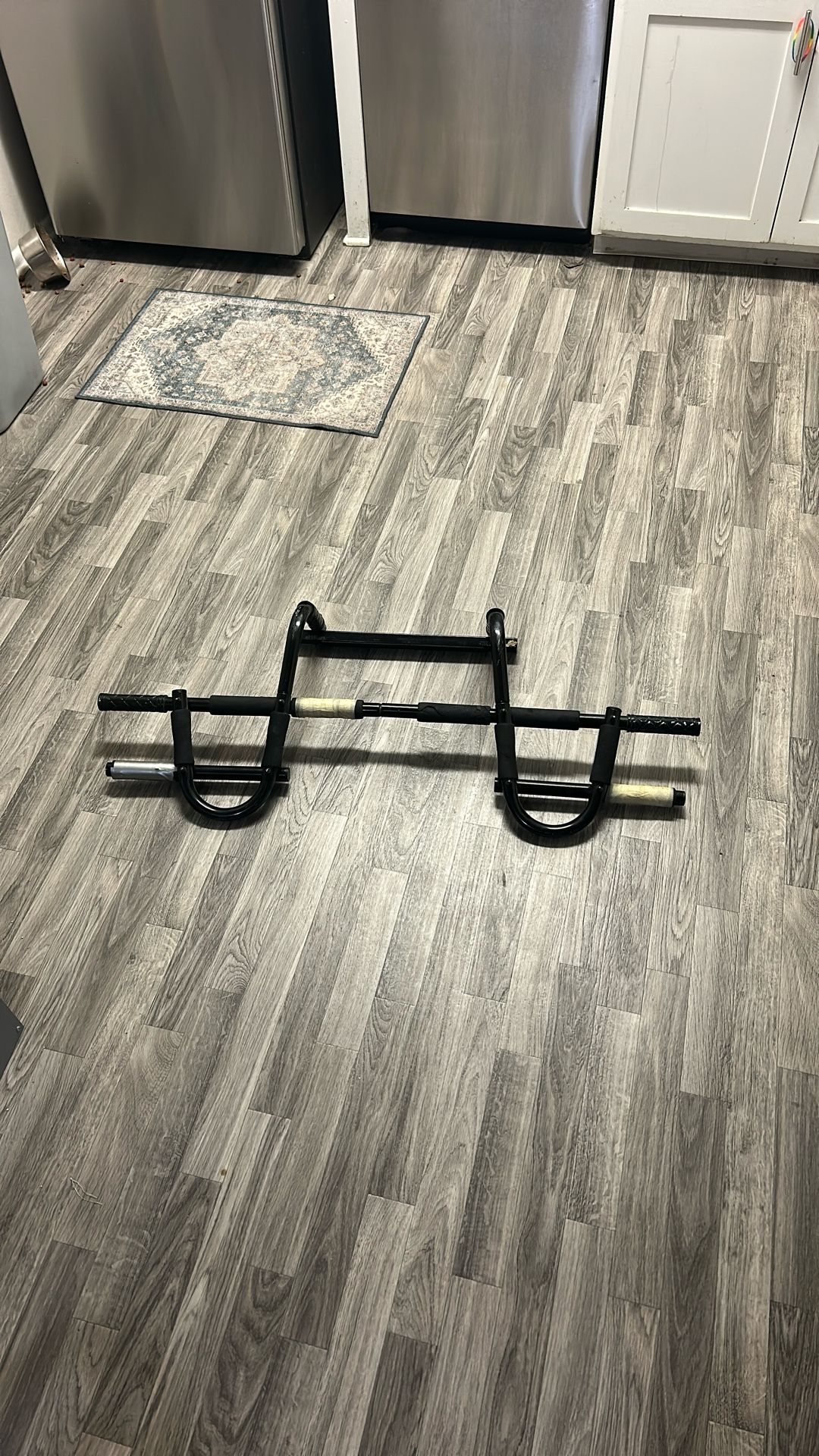 Door Frame Pull Up Bar