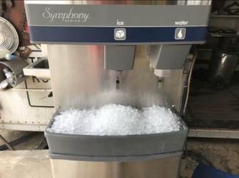 Follett Symphony Series Ice Maker and Water Dispenser