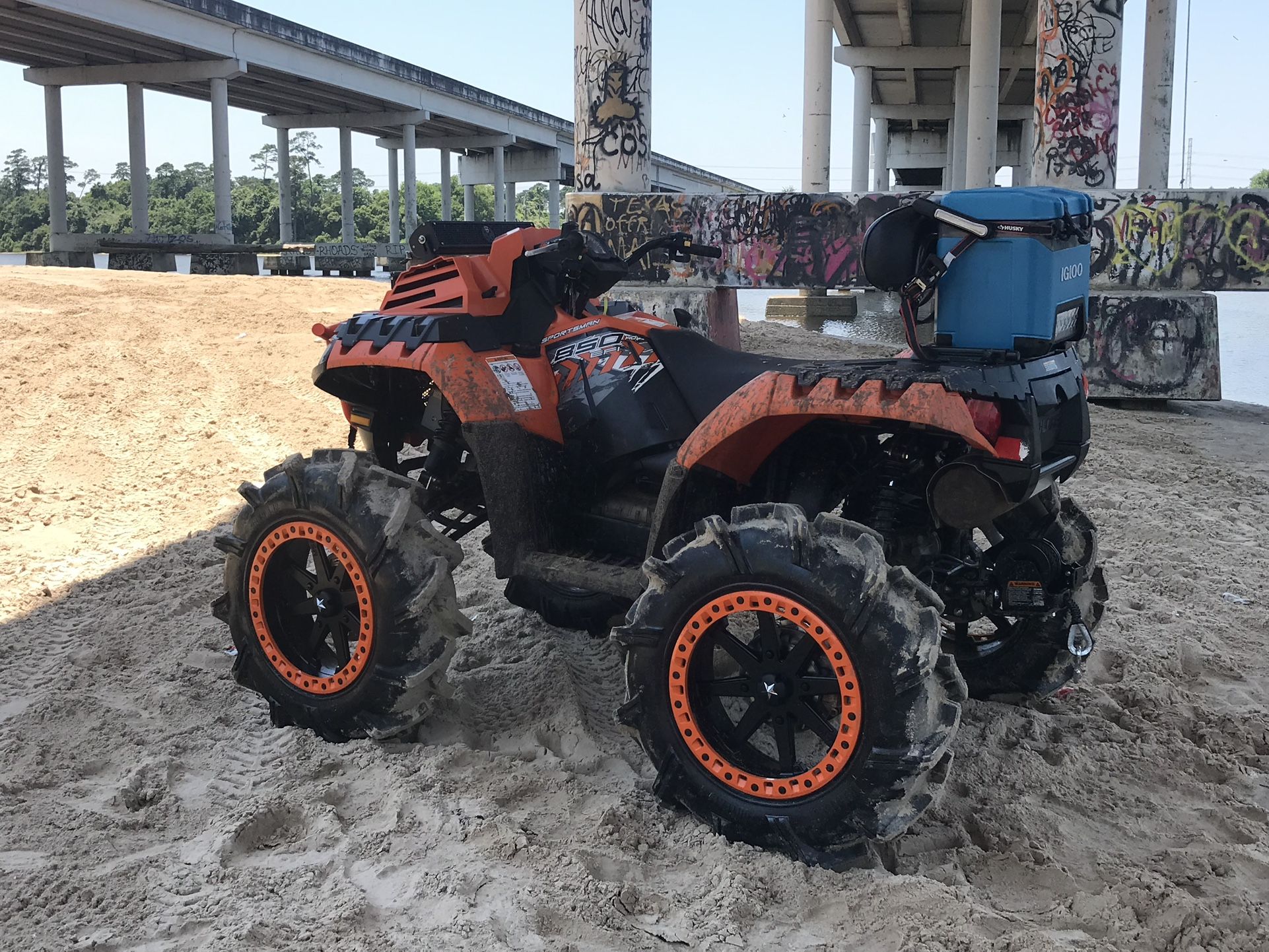 2016 Polaris High Lifter
