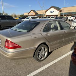 2006 S500 Mercedes 0nly75k Miles. Runs And Drives