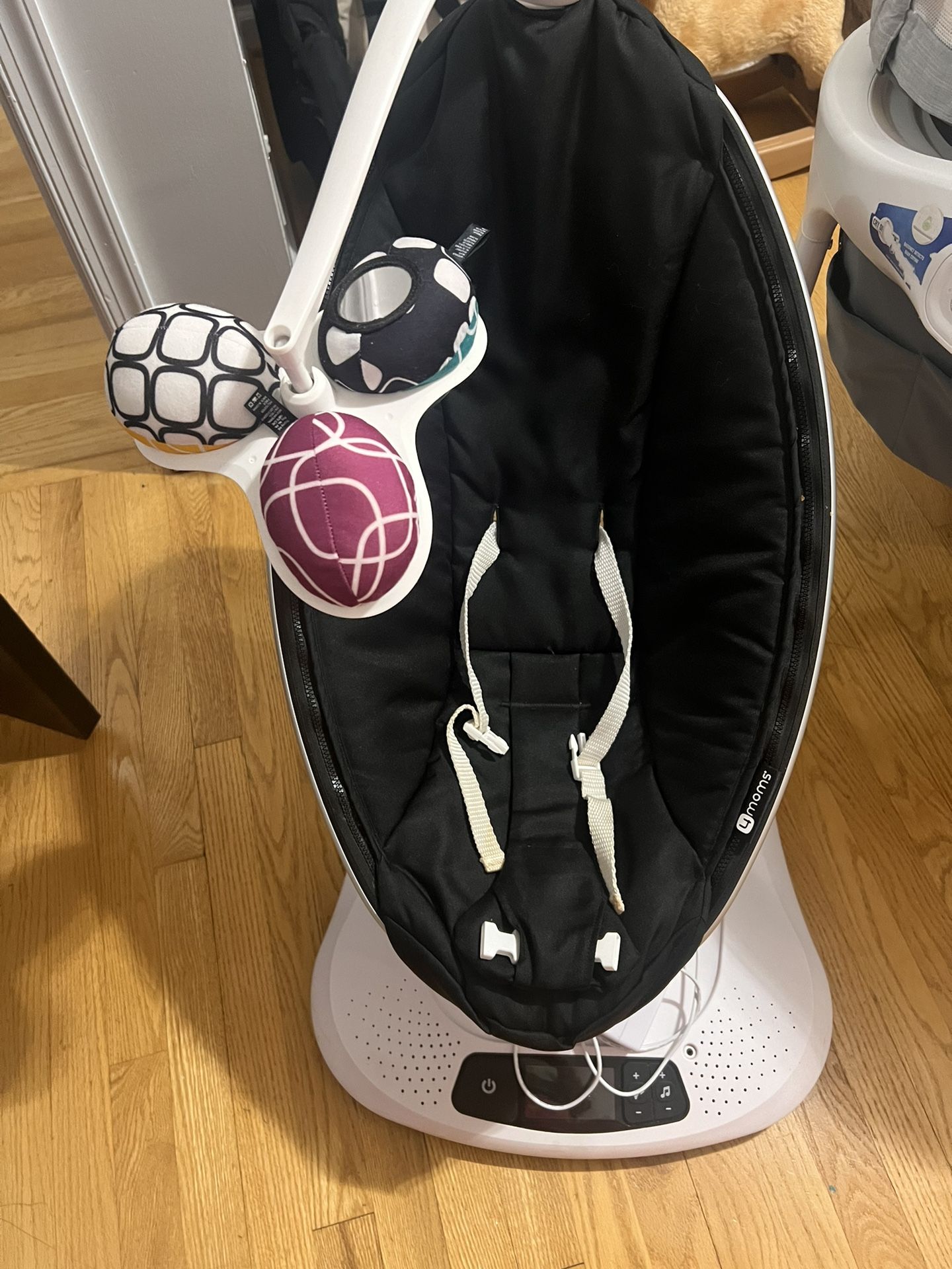 4 Moms Motion Rocker And Some Bab Girl Clothes
