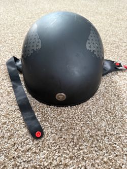 Men’s motorcycle helmet