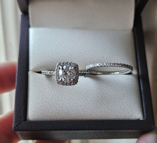 Valina 1 Ct. Diamond Ring 14 K With Band