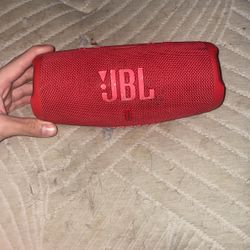 JBL Charge 5 