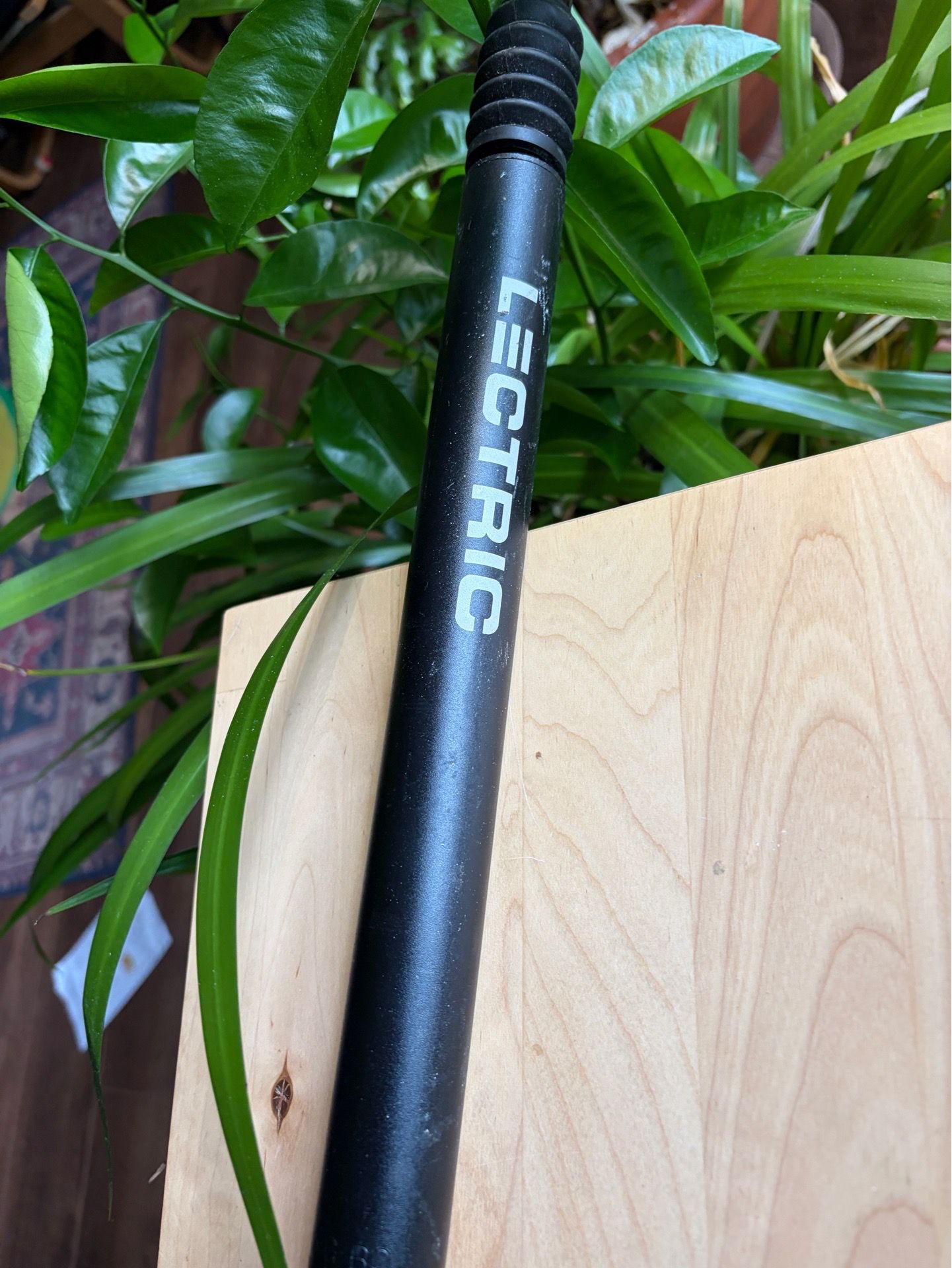 Suspension post for Lectric e- bikes