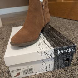 Kensie Boots Size 10 