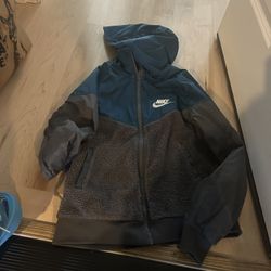 Nikes Boys Jacket Size XL