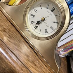 seiko vintage quartz clock