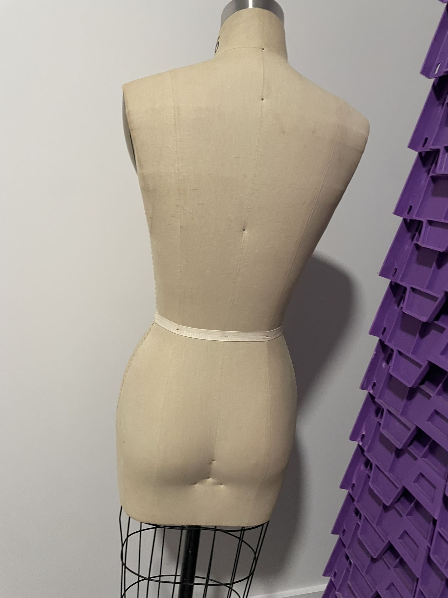 Size 6 Dress Form