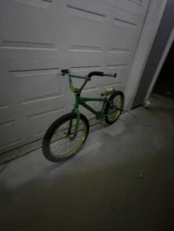 SoCal flyer 24 inch