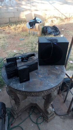XBOX 360 KINECT AND SURROUND SOUND SYSTEM