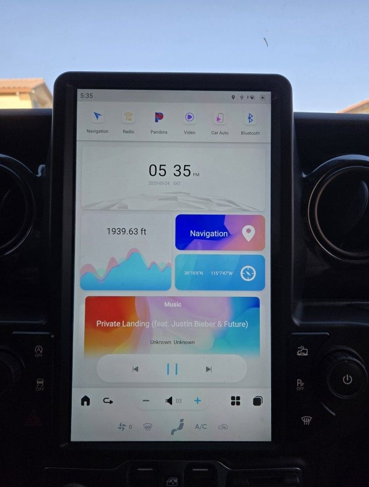 Jeep Wrangler/Gladiator Android 13.6" Screen