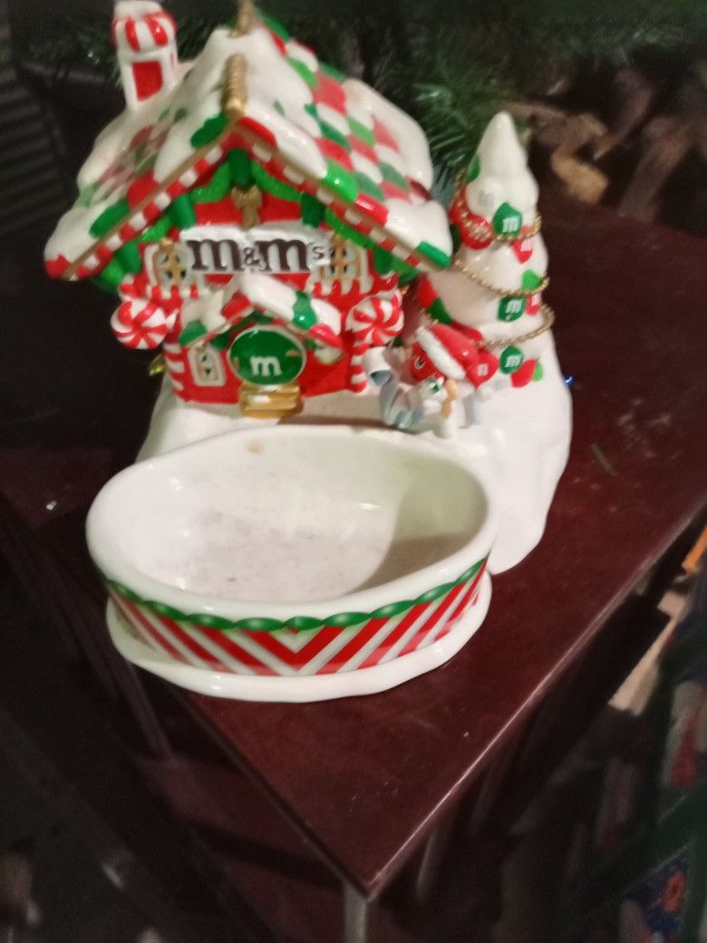 M&M Candy Dish