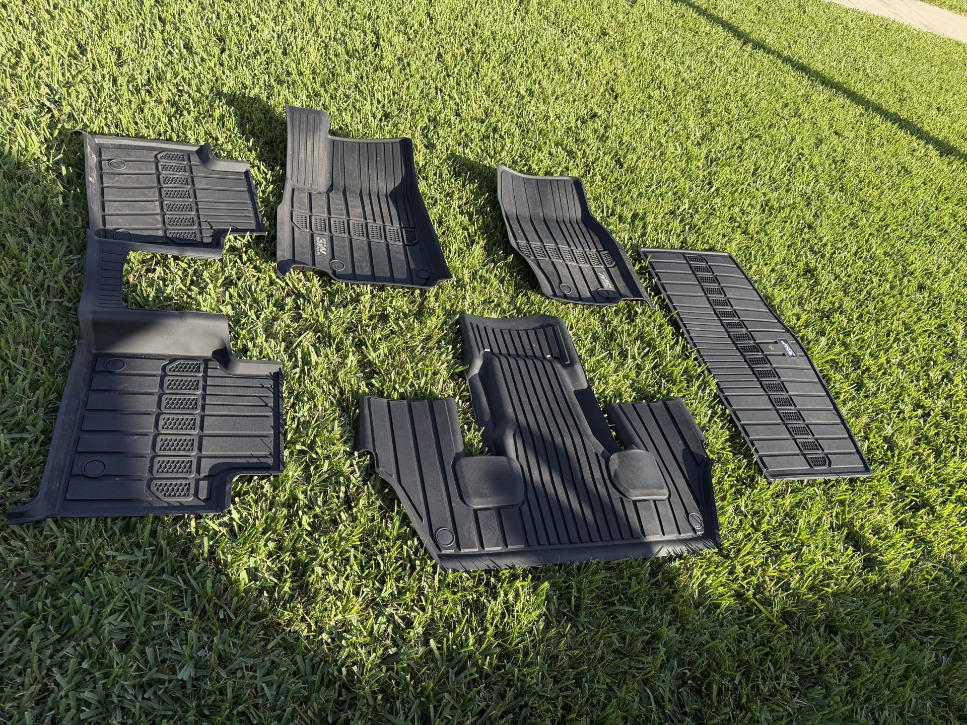 Jeep Grand Cherokee L Mats