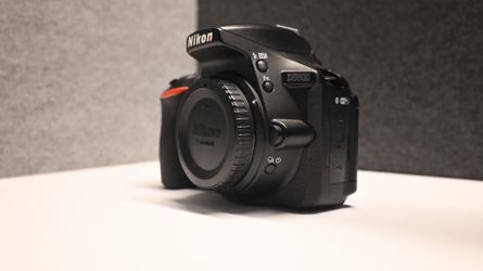 Nikon 5600 Camera Body