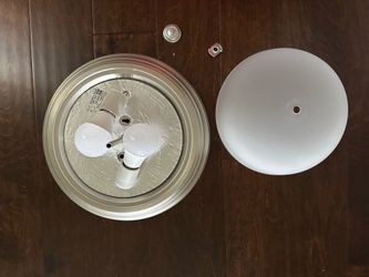 5 Ceiling lights flush mount with  LED bulbs