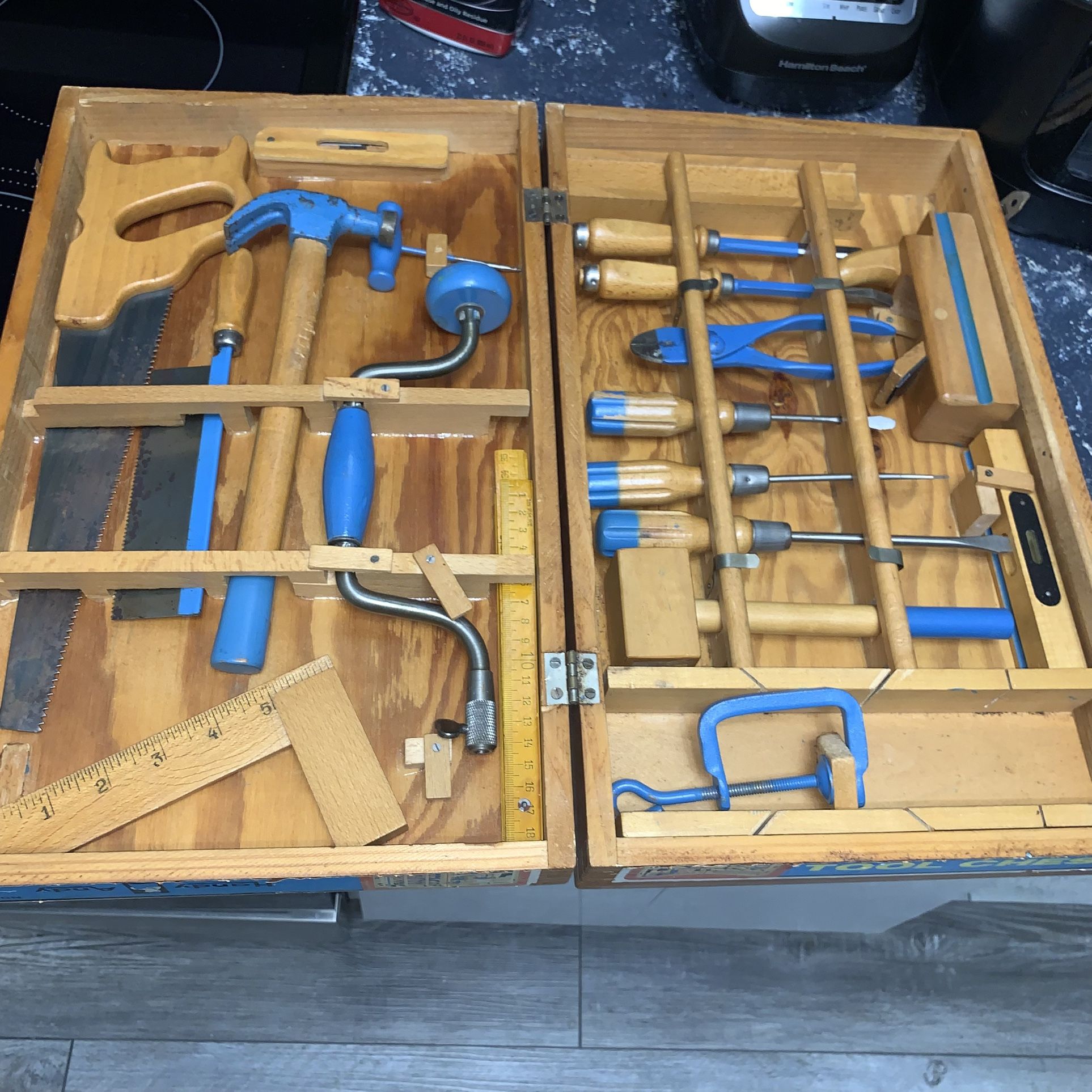 Vintage handy Andy Wood Tools And Case