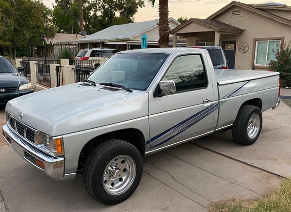 Nissan pickup d21