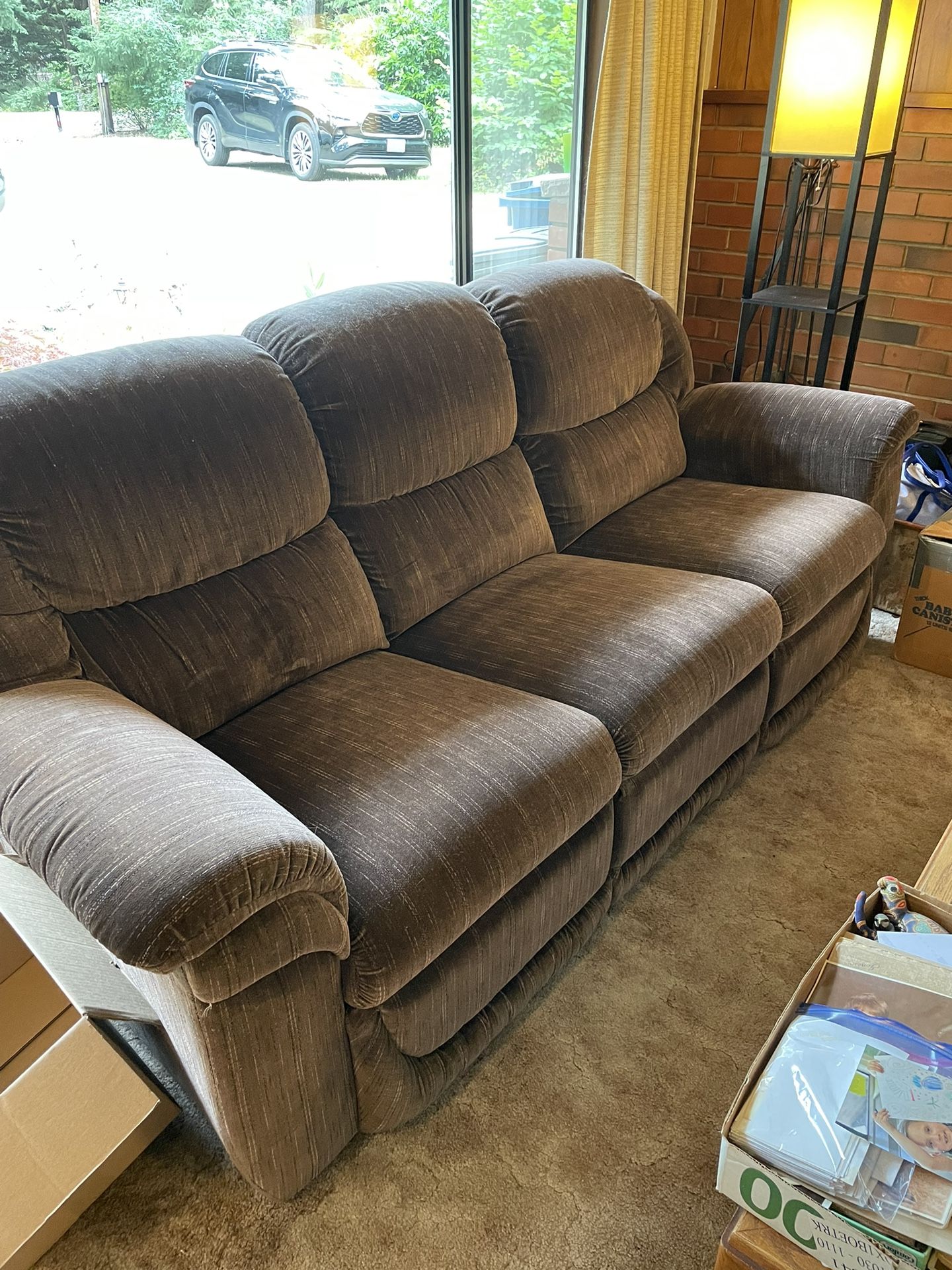 Matching Lazy Boy Reclining Sofa, Reclining Chair for Sale in Federal Way, WA OfferUp
