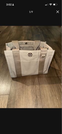 Lululemon tote