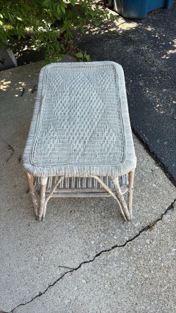 $20 Wicker Coffee Table
