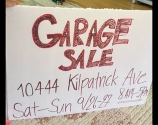 GARAGE SALE OAK LAWN