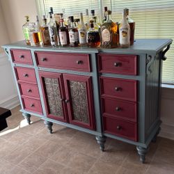 Hutch/Bar