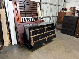 Dresser $160