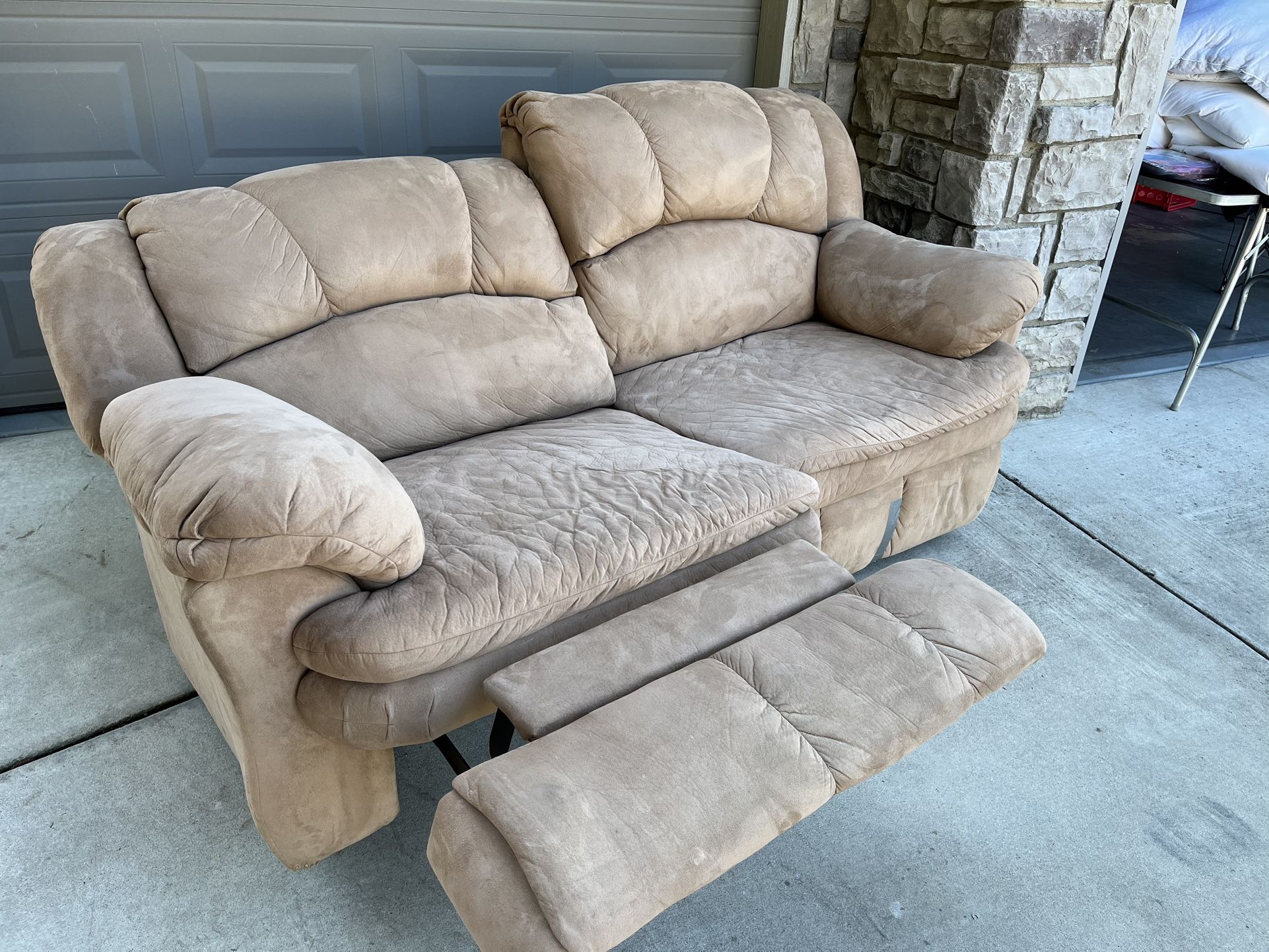 Lane Recliner sofa