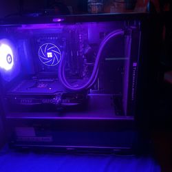 Custom Gaming & Streaming Setup