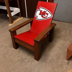 Sitting chairs