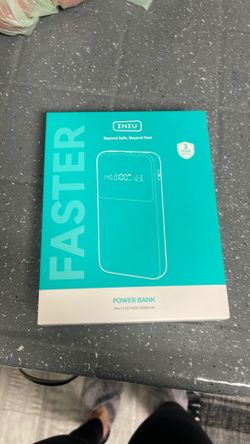 INIU portable charger