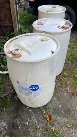 They used to be used for a floating dock. You can use them for water or anything. They’ve been washed out and cleaned. You can use them for waters for