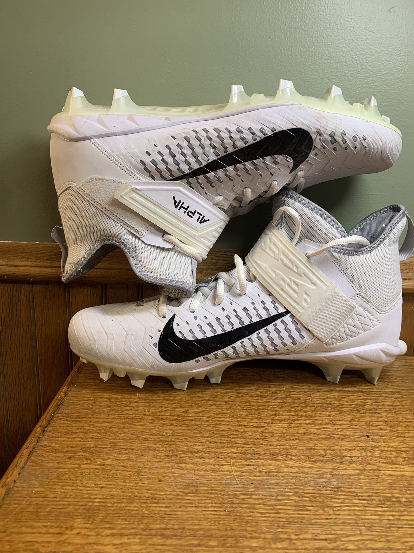 Brand New White Nike Alpha Football Cleats