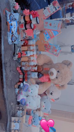 VALENTINES BASKETS UNTIL MAY 7th !!  