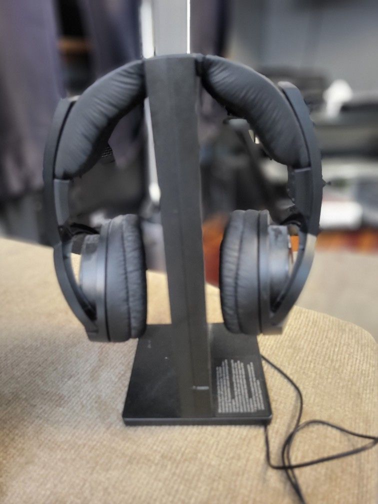 Sony MDR-RF985R Wireless Stereo Headphones & Transmitter Base TMR-RF985R