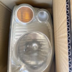 2004 Nissan Frontier Headlights