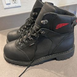 Safety Toe Boots - Red Wing