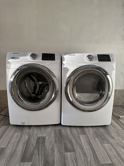 Samsng washer and dryer laundry set