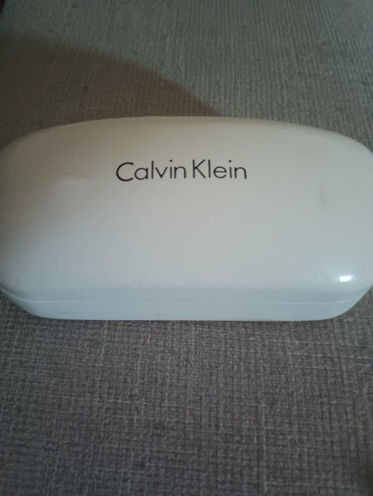 Calvin Klein Hardshell Eyeglasses Case