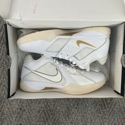 Kd 3 White Metallic Gold